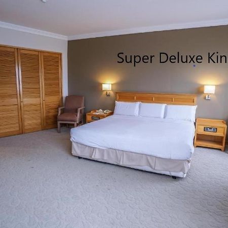 Kingwood Hotel Kuching Exterior photo
